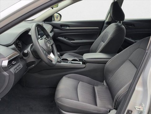 Used 2023 Nissan Altima 2.5 SV image 13