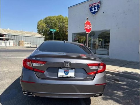 Used 2018 Honda Accord Sport image 4