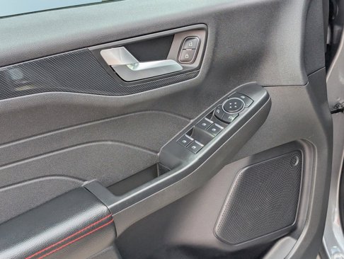Used 2023 Ford Escape ST-Line w/ Tech Pack #1 image 16