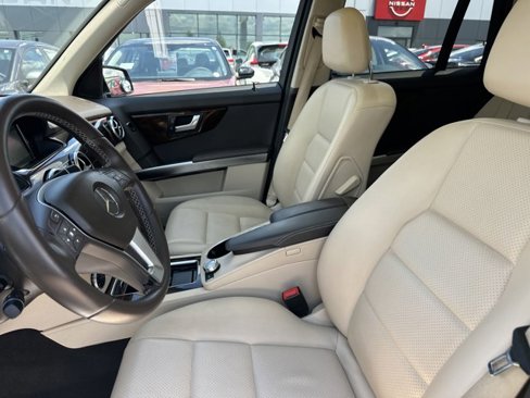 Used 2014 Mercedes-Benz GLK 350 4MATIC image 5