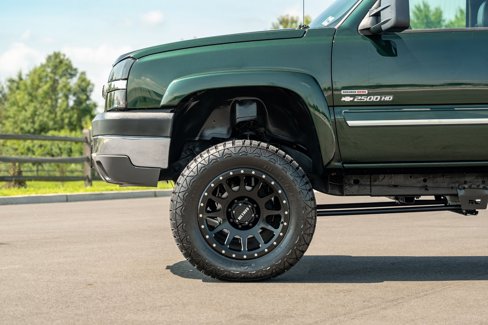 Used 2004 Chevrolet Silverado 2500 LT w/ Snow Plow Prep Package image 11