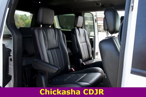 Used 2020 Dodge Grand Caravan GT image 16