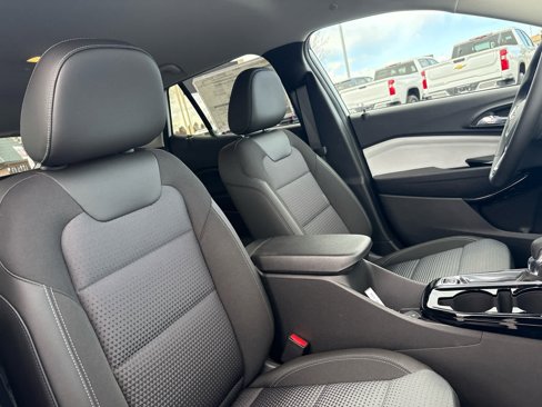 New 2025 Chevrolet Trax LT w/ LT Convenience Package image 33