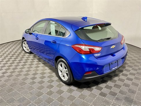Used 2017 Chevrolet Cruze LT image 10