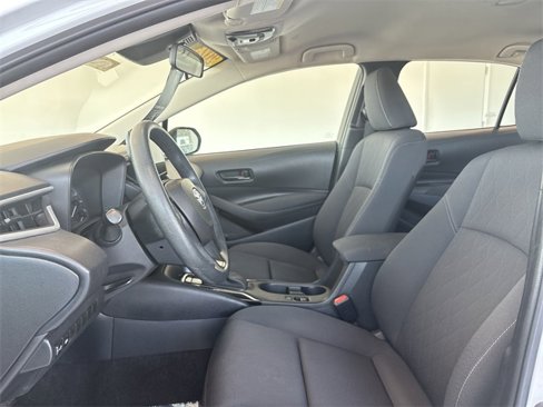 Used 2023 Toyota Corolla LE image 19
