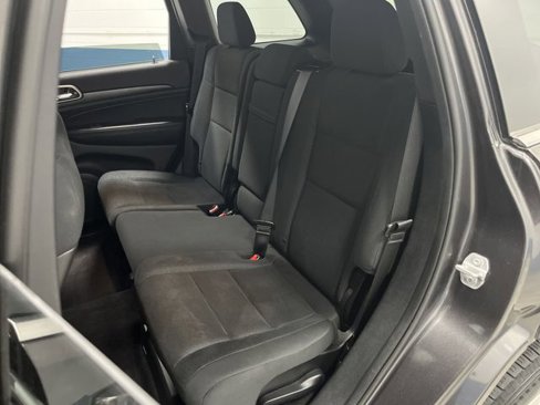 Certified 2017 Jeep Grand Cherokee Laredo w/ Quick Order Package 23E image 26
