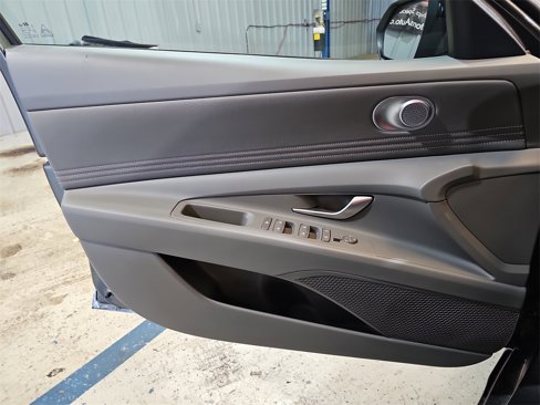 New 2025 Hyundai Elantra Sport image 25