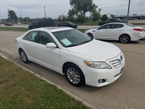Used 2011 Toyota Camry XLE image 7