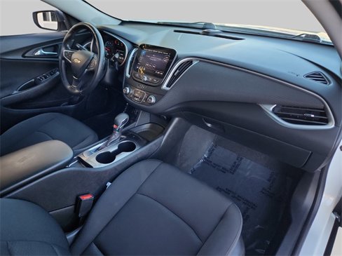 Used 2021 Chevrolet Malibu RS image 28