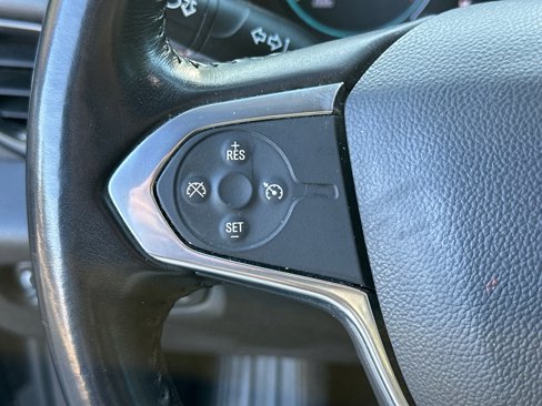 Used 2020 Chevrolet Traverse LT image 28