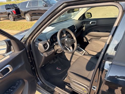 Used 2021 Hyundai Venue SE image 20
