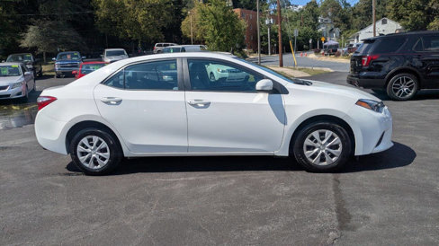 Used 2015 Toyota Corolla L image 22