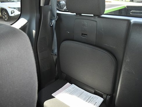 Used 2021 Nissan Frontier S image 19