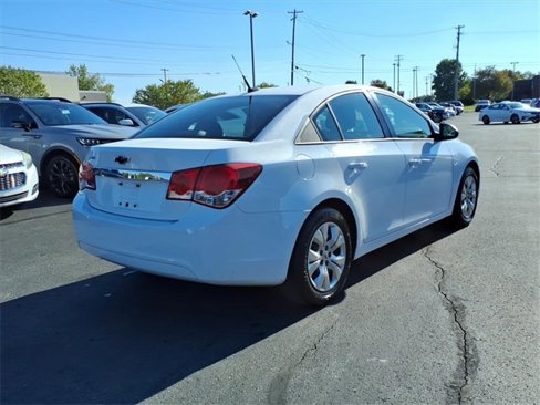 Used 2014 Chevrolet Cruze LS image 7