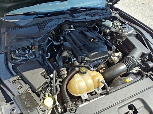 Used 2015 Ford Mustang Premium image 31