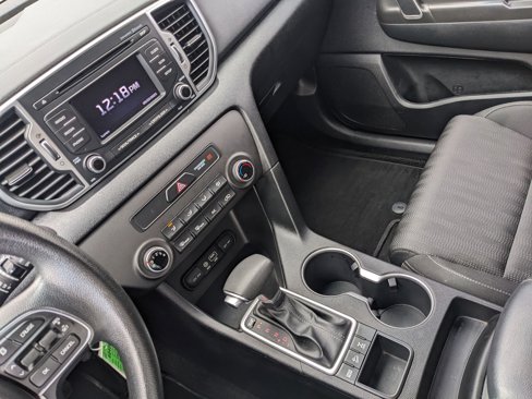 Used 2017 Kia Sportage LX image 16