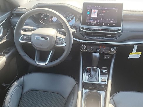 New 2025 Jeep Compass Latitude w/ Altitude Special Edition image 11