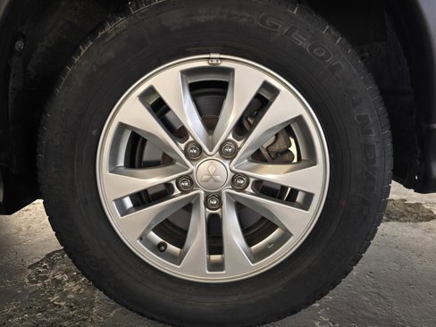 Used 2023 Mitsubishi Outlander Sport ES image 31