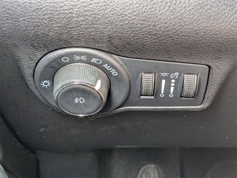 Certified 2022 Jeep Compass Altitude w/ Convenience Group image 13