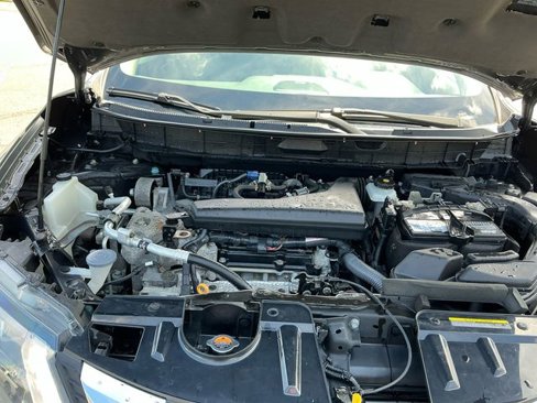 Used 2018 Nissan Rogue SL image 16