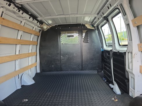 Used 2023 Chevrolet Express 2500 w/ Driver Convenience Package image 6