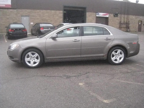 Used 2011 Chevrolet Malibu LS image 8