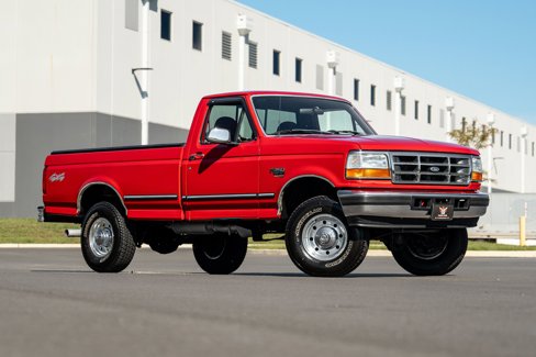 Used 1997 Ford F250 XLT image 2