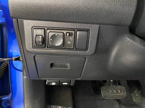 Used 2011 Nissan Versa 1.8 S w/ Plus Pkg image 20