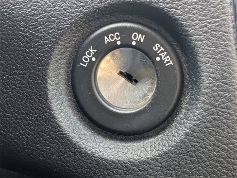 Used 2012 Chrysler 200 Limited image 30