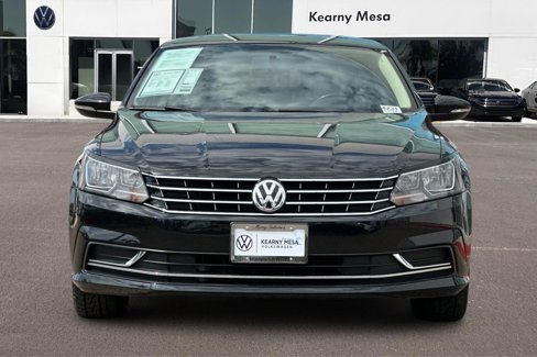 Used 2018 Volkswagen Passat 2.0T SE image 9