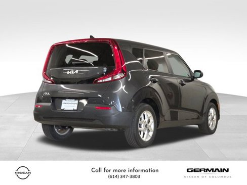Used 2022 Kia Soul LX w/ Technology Package image 6