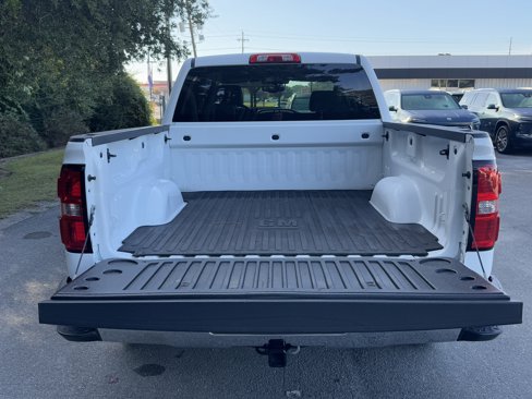 Used 2015 GMC Sierra 1500 SLT w/ Suspension Package, Off-Road image 5