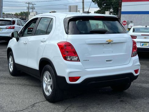 Used 2020 Chevrolet Trax LS image 7