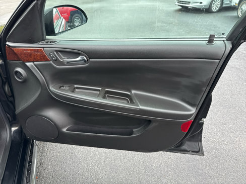 Used 2011 Chevrolet Impala LS image 17