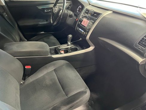 Used 2014 Nissan Altima 2.5 SV image 15