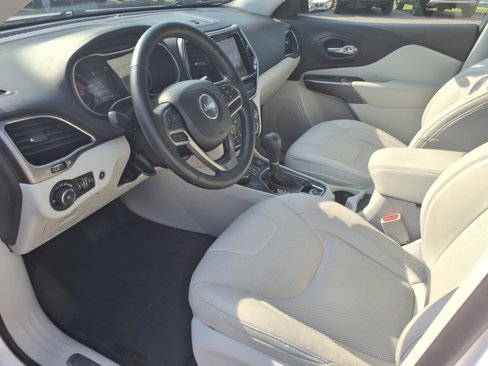 Used 2020 Jeep Cherokee Limited image 15