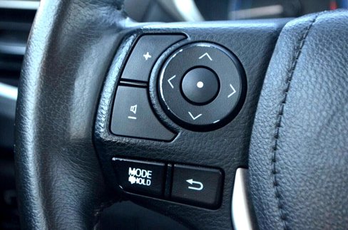 Used 2016 Toyota Corolla S Premium image 31