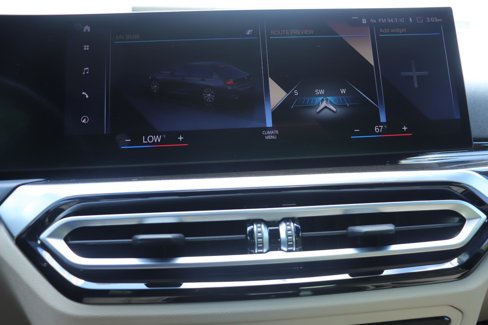 Used 2023 BMW 330e w/ Premium Package image 38