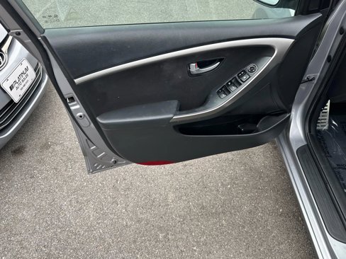 Used 2013 Hyundai Elantra GT w/ Touch & Go Pkg image 20