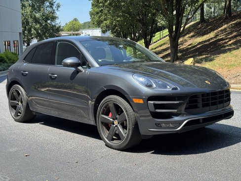 Used 2017 Porsche Macan Turbo image 10
