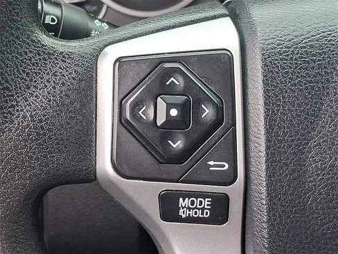 Used 2015 Toyota Tundra SR5 w/ SR5 Upgrade Package image 21