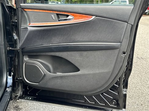 Used 2018 Lincoln MKX Reserve image 14