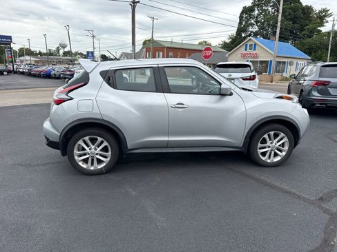 Used 2015 Nissan Juke S image 8