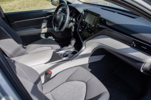 Used 2022 Toyota Camry LE image 42