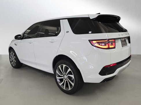 Certified 2025 Land Rover Discovery Sport S image 5