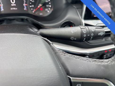 Used 2023 Jeep Compass Limited image 25
