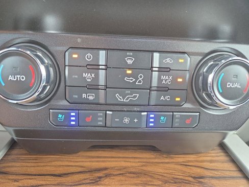 Used 2019 Ford F150 Lariat w/ FX4 Off-Road Package image 22