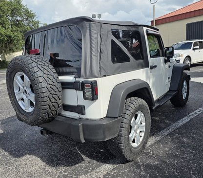 Used 2009 Jeep Wrangler X image 6