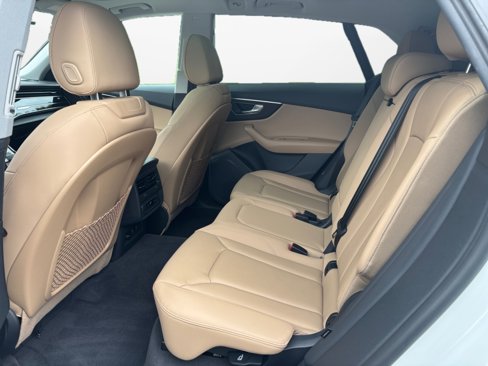 Certified 2023 Audi Q8 Premium w/ Convenience Package image 13