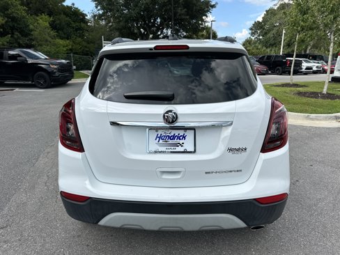 Used 2020 Buick Encore Preferred w/ Safety Package image 9